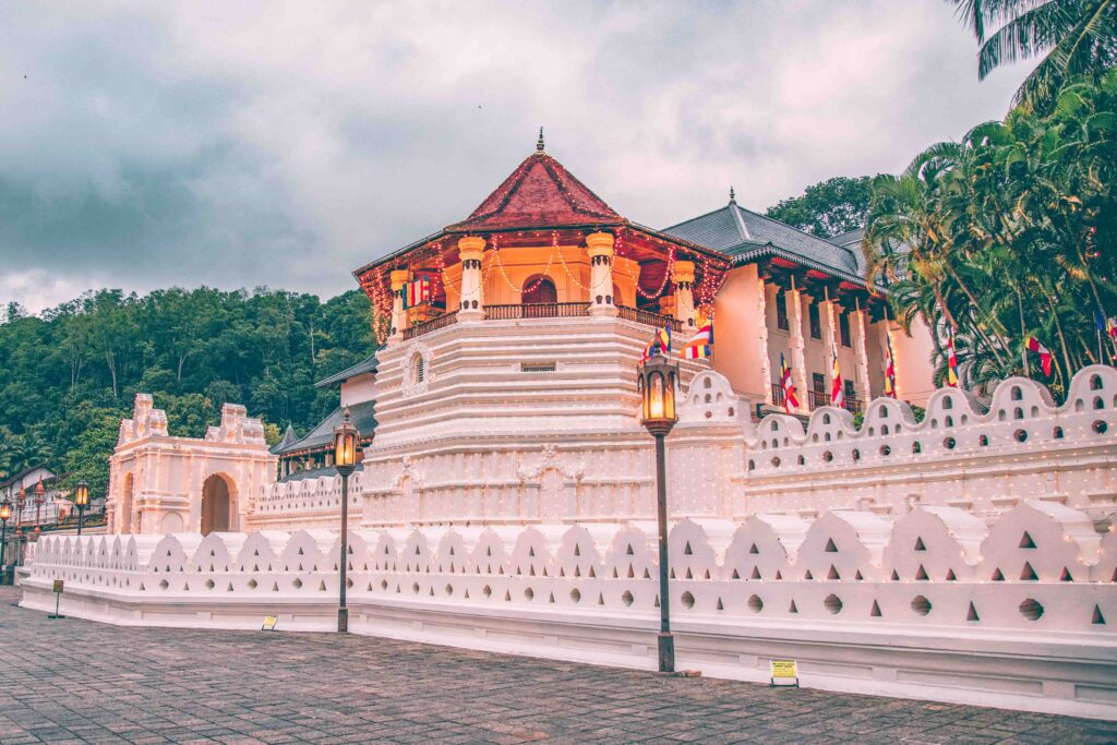 Temple of the Tooth in Kandy